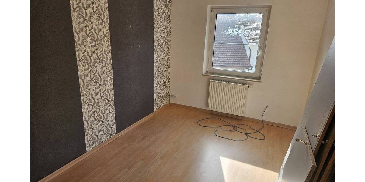 Doppelhaushälfte Burkardroth Katzenbach - 6 Zimmer, 124 m&sup2;, 145.000&euro; | Angebot:26595186