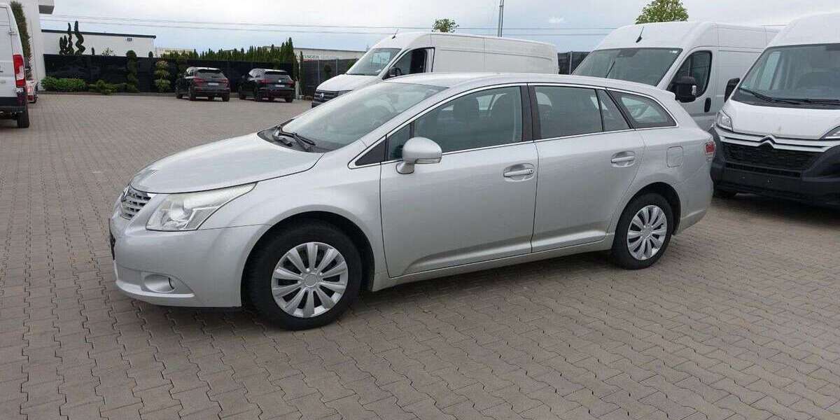 Toyota Avensis 291.000 km 3.250 &euro; Abensberg 93326
