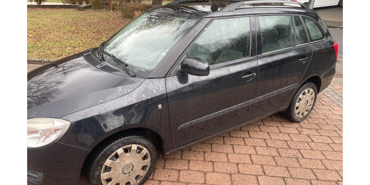 Skoda Fabia 181.760 km 2.500 &euro; Netphen 57250