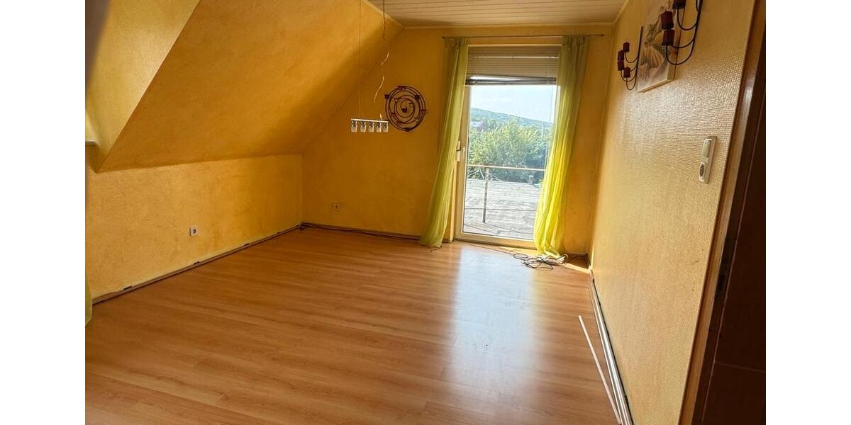 Einfamilienhaus Ahnsen - 8 Zimmer, 210 m&sup2;, 245.000&euro; | Angebot:25404404
