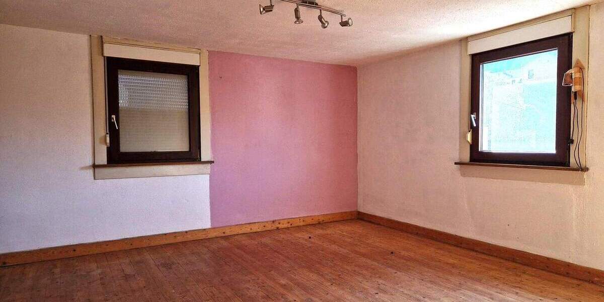 Doppelhaushälfte Gernsbach Reichental - 6 Zimmer, 109 m&sup2;, 99.000&euro; | Angebot:25747480