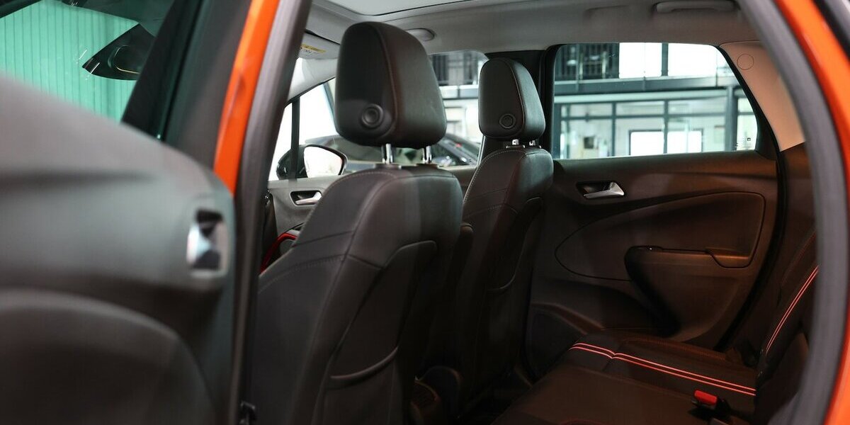 Opel Crossland 1.5 D GS-LINE SPORT / ORANGE & BLACK 132.000 km 13.991 &euro; Hamm 59077