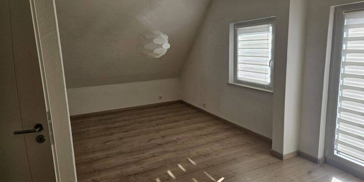 Einfamilienhaus Freisen Oberkirchen - 6 Zimmer, 133 m&sup2;, 210.000&euro; | Angebot:26419938