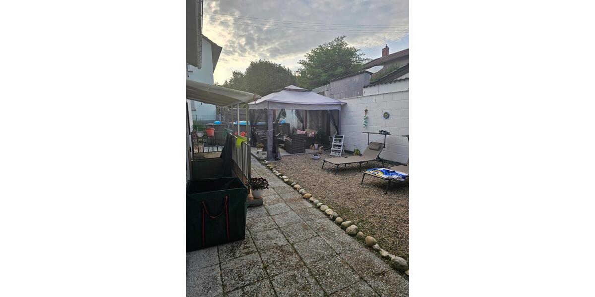 Einfamilienhaus Jockgrim - 6 Zimmer, 200 m&sup2;, 1.500&euro; | Angebot:25957931