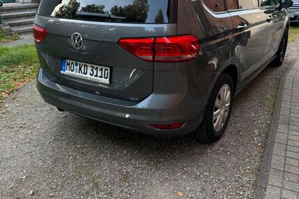 VW Touran 107.000 km 13.500 &euro; Moers 47443