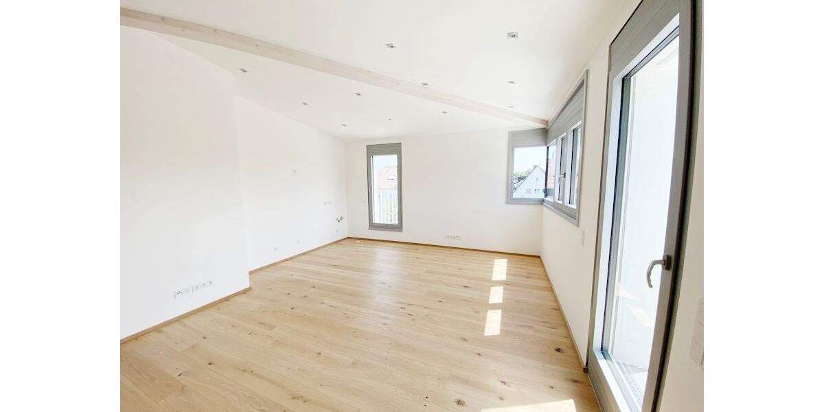 Etagenwohnung München Trudering-Riem - 3 Zimmer, 89 m&sup2;, 2.350&euro; | Angebot:25360365