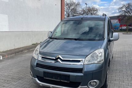 Citroen Berlingo 159.321 km 4.999 &euro; Berlin 12107