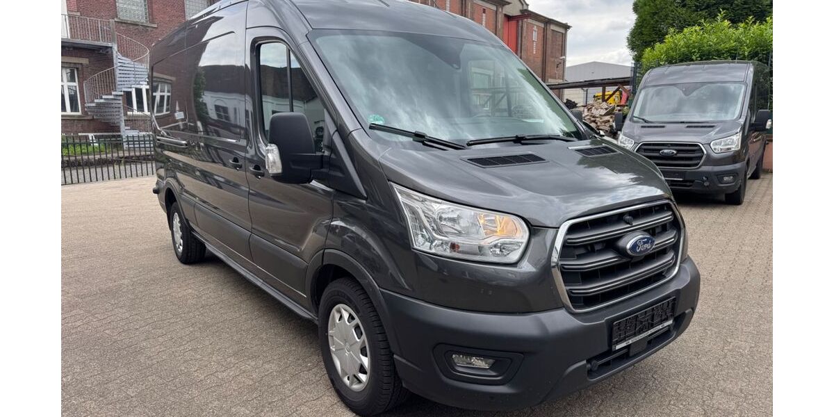 Ford Transit 241.228 km 10.900 &euro; Bochum 44793