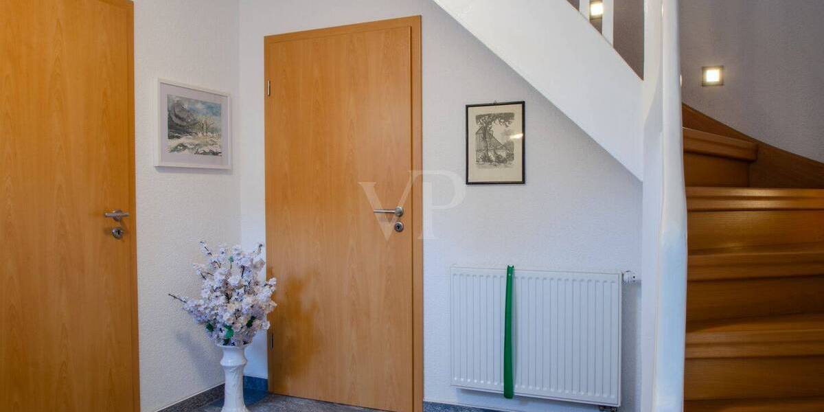 Doppelhaushälfte Masserberg / Fehrenbach Fehrenbach - 7 Zimmer, 160 m&sup2;, 225.000&euro; | Angebot:26438124