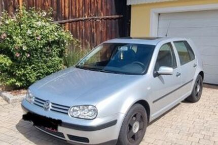 VW Golf 246.000 km 1.999 &euro; Kastl 95506