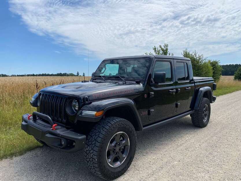 Jeep Gladiator 35.800 km 52.000 € Dasing 86453