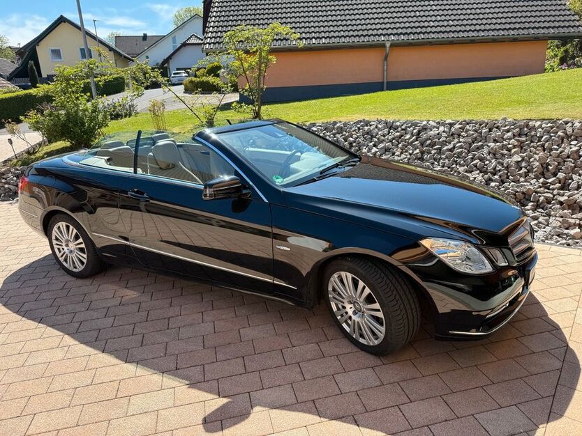 Mercedes-Benz E 200 54.600 km 18.900 € Alpenrod 57642