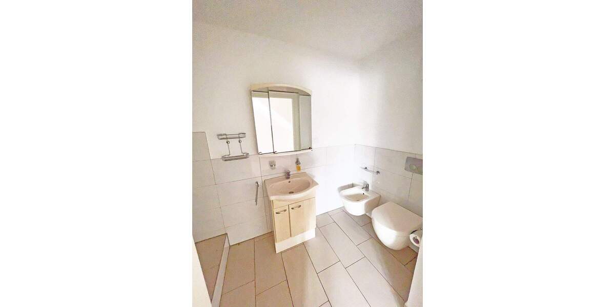 Etagenwohnung Schwerte Wandhofen - 2 Zimmer, 88 m&sup2;, 880&euro; | Angebot:24675618