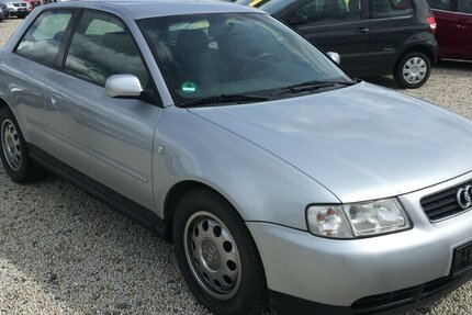 Audi A3 1.6 Ambiente! 332.000 km 500 &euro; Himmelkron 95502