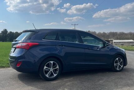 Hyundai i30 157.553 km 8.600 &euro; Limeshain 63694