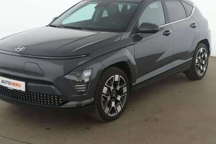 Hyundai KONA 24.303 km 28.990 &euro; Köln 50739