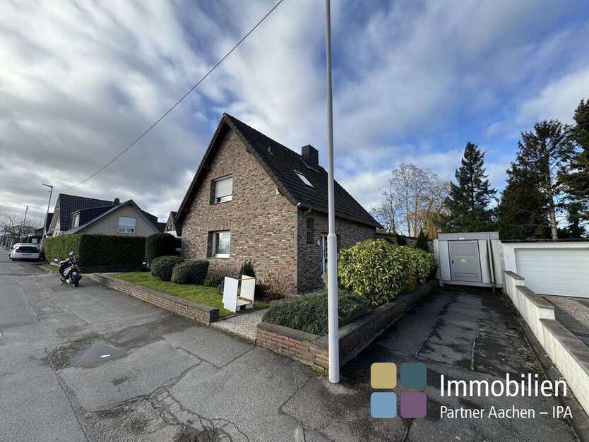 Haus zum Kaufen in Alsdorf 385.000 € 142 m²