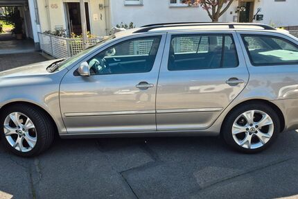 Skoda Octavia 151.000 km 4.999 &euro; Kassel 34123
