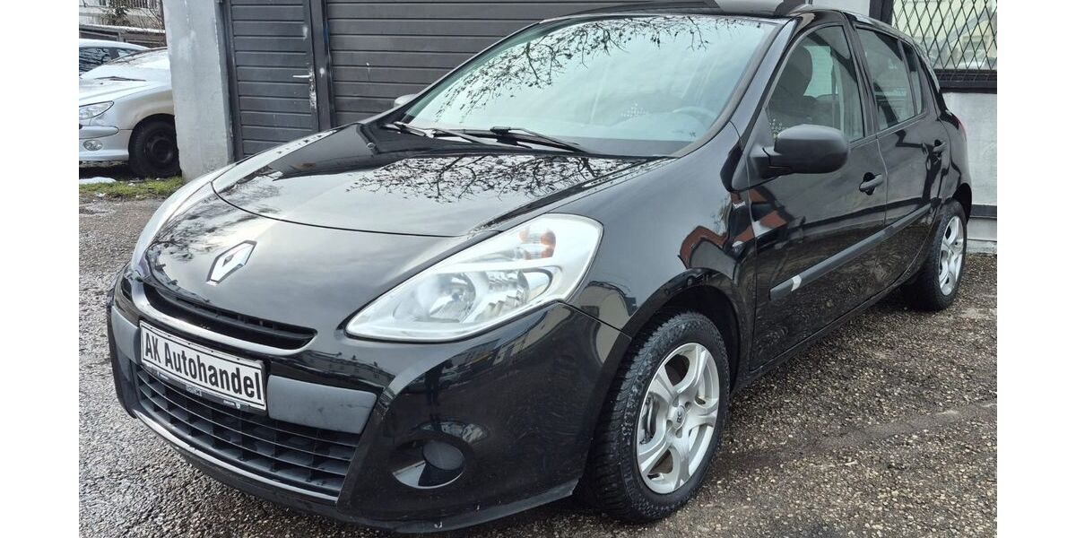 Renault Clio 106.734 km 4.390 &euro; München 80809