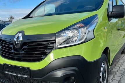 Renault Trafic 99.800 km 11.990 &euro; falkensee 14612