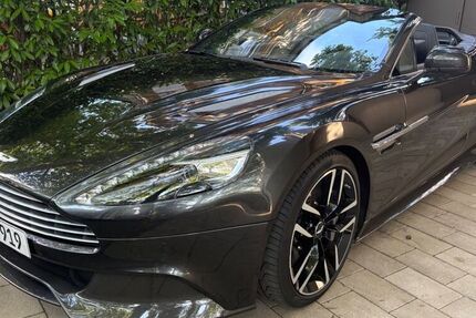 Aston Martin Vanquish