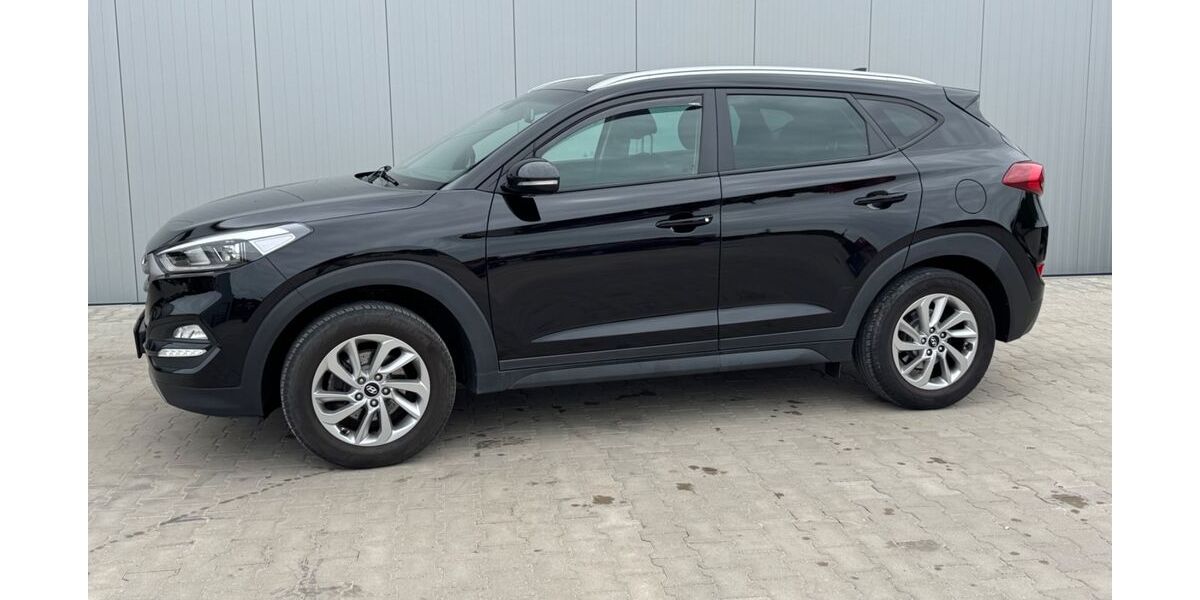 Hyundai TUCSON 98.382 km 13.490 &euro; Ribnitz / Nähe Rostock 18311