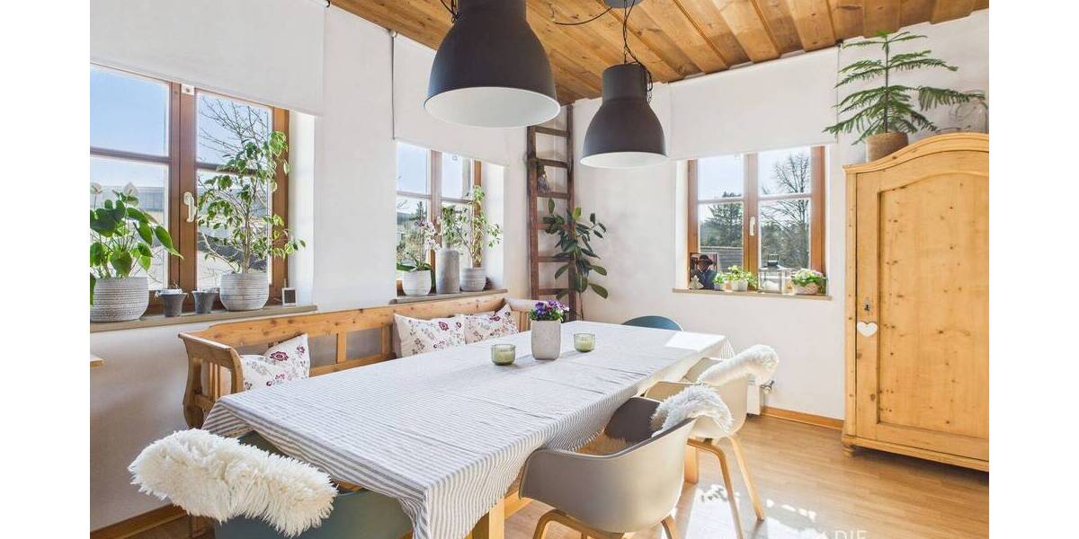 Mehrfamilienhaus, Wohnhaus Roth - 9 Zimmer, 211 m&sup2;, 595.000&euro; | Angebot:26805639