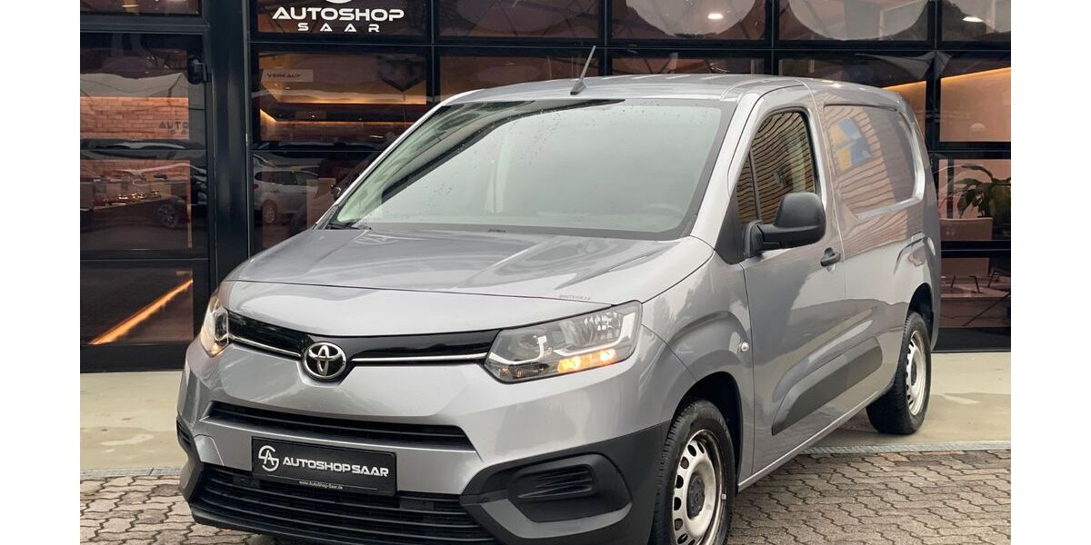 Toyota Proace City 80.655 km 11.900 &euro; Saarbrücken 66117