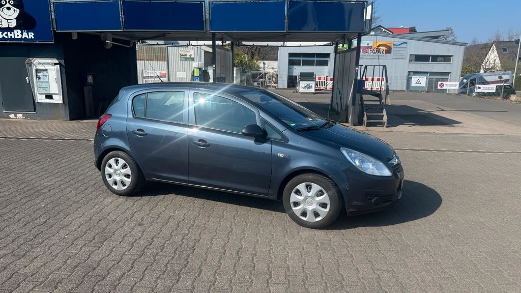 Opel Corsa 149.900 km 2.900 &euro; Bad Honnef 53604