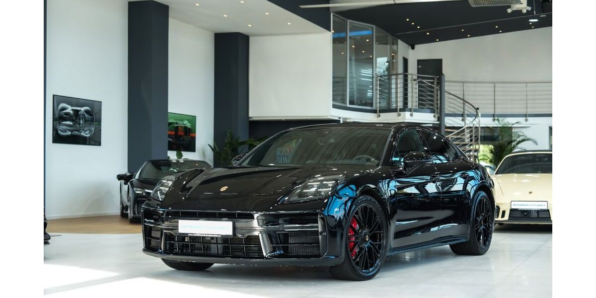 Porsche Panamera 19.770 km 141.980 &euro; Köln 51147