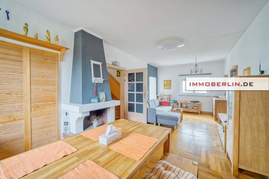 Mehrfamilienhaus, Wohnhaus Alt-Hohenschönhausen Hohenschönhausen - 8 Zimmer, 155 m&sup2;, 599.000&euro; | Angebot:26702703