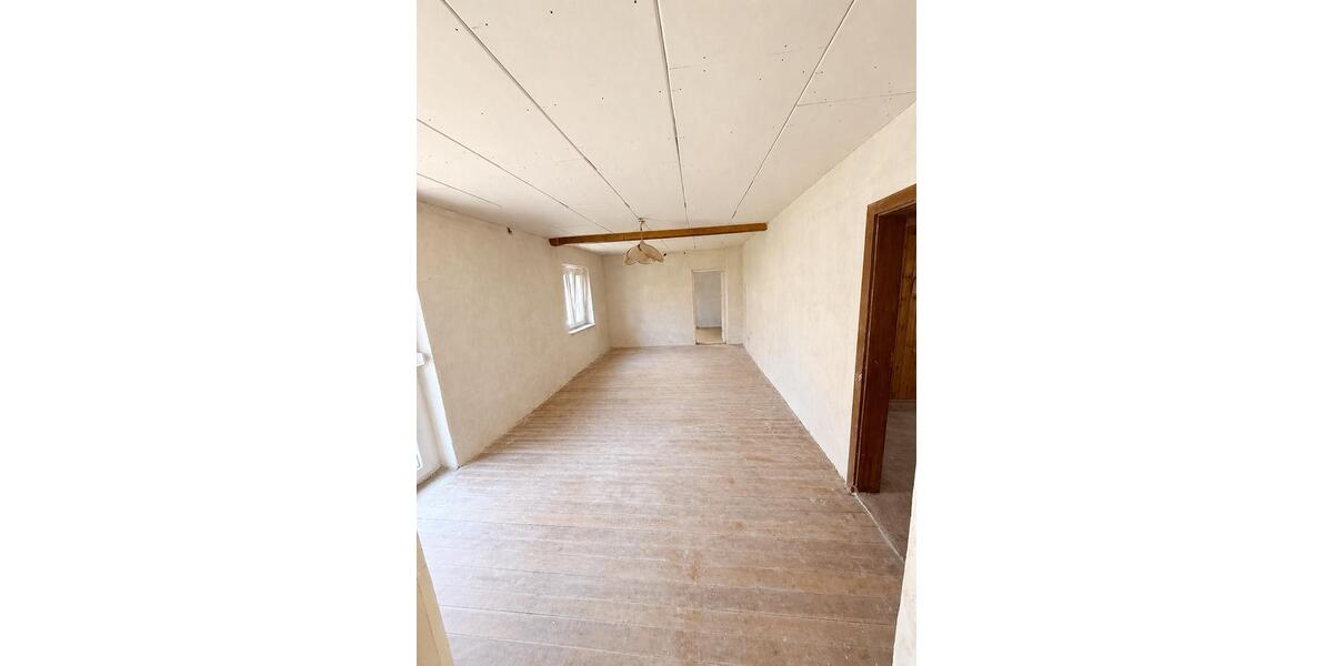 Einfamilienhaus Hirschau - 8 Zimmer, 130 m&sup2;, 164.999&euro; | Angebot:26961271