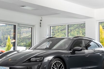 Porsche Taycan 34.000 km 69.000 &euro; Rietheim-Weilheim 78604