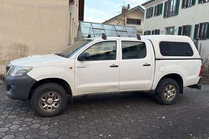 Toyota Hilux 300.100 km 9.999 &euro; Brunnen 86564