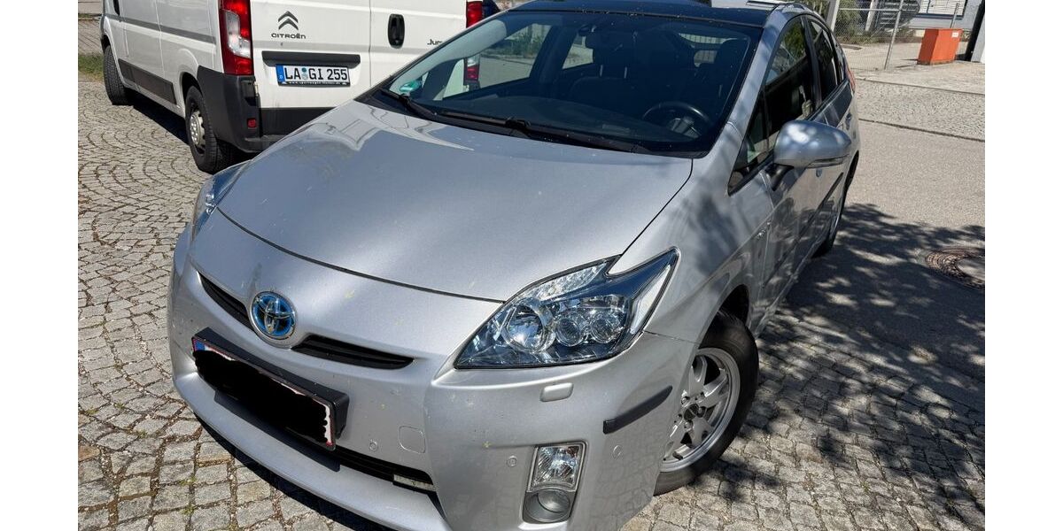 Toyota Prius 118.500 km 10.999 &euro; Kirchheim 85551