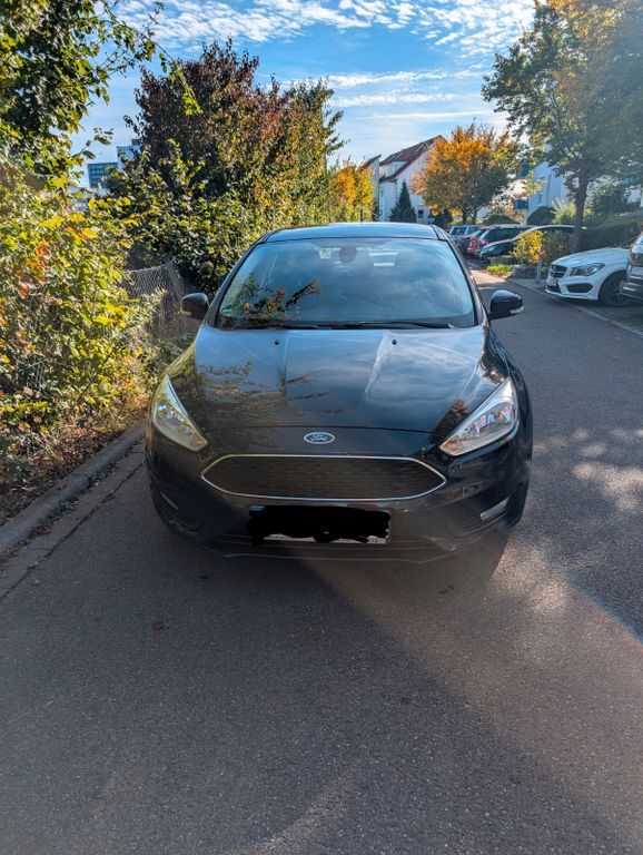 Ford Focus 131.837 km 5.700 € Stuttgart 70567