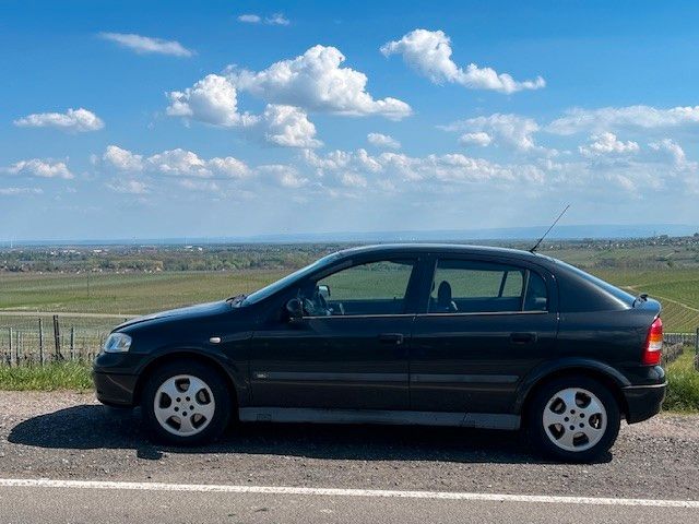 Opel Astra 157.000 km 1.580 &euro; Annweiler 76855