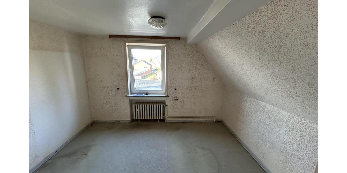 EFH mit viel Platz und Potenzial - Einfamilienhaus Alfeld | Angebot:26177068