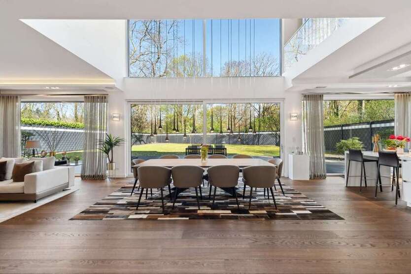 Haus zum Kaufen in Köln 2.850.000 € 501 m²