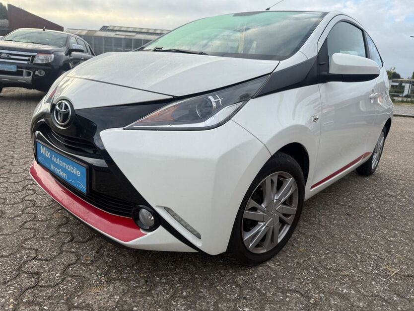 Toyota Aygo (X) 131.526 km 6.999 € Vreden 48691