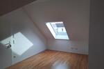 Dachgeschoßwohnung Ingolstadt - 2.5 Zimmer, 93 m&sup2;, 1.350&euro; | Angebot:26321371