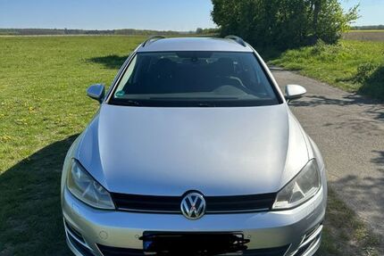 VW Golf 225.000 km 7.495 &euro; Büren 33142