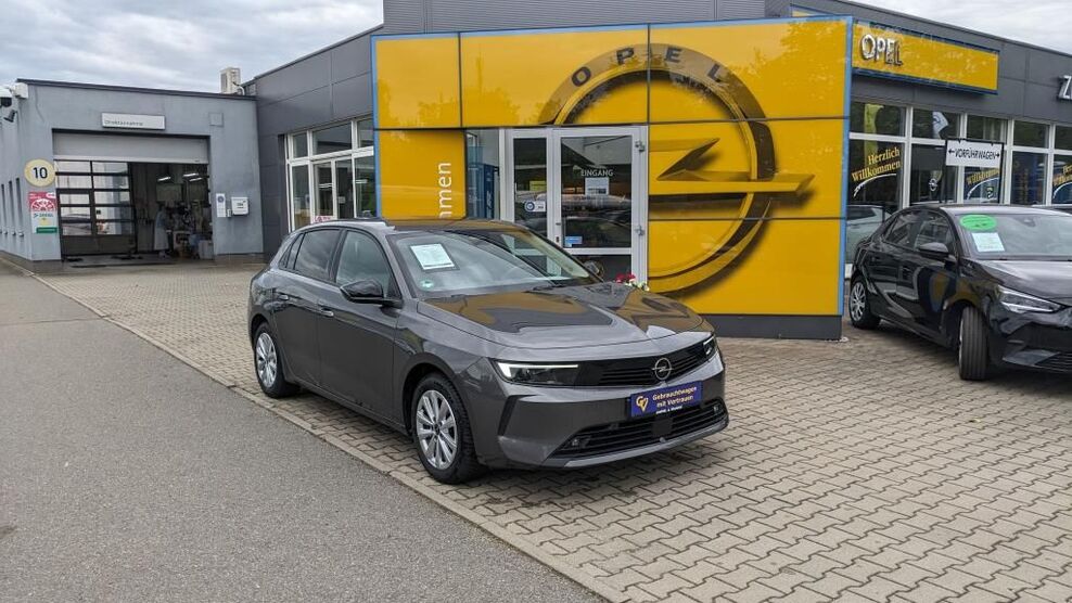 Opel Astra 21.800 km 27.490 € Zwickau 08056