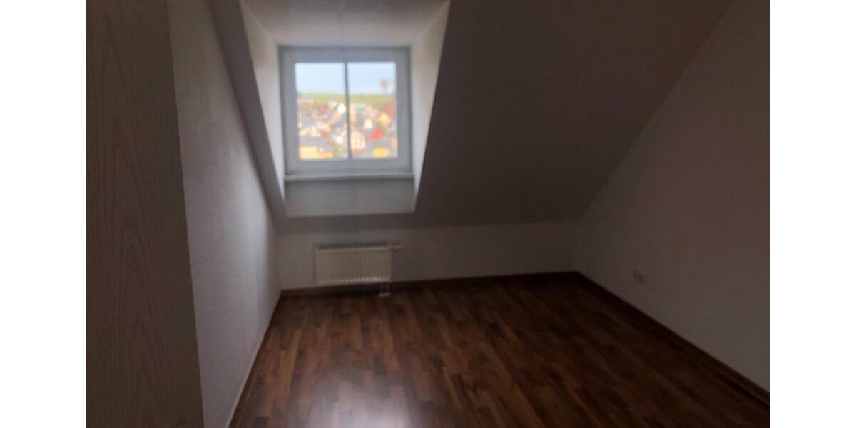 Maisonettenwohnung Burkhardtsdorf - 3 Zimmer, 80 m&sup2;, 85.000&euro; | Angebot:26926891