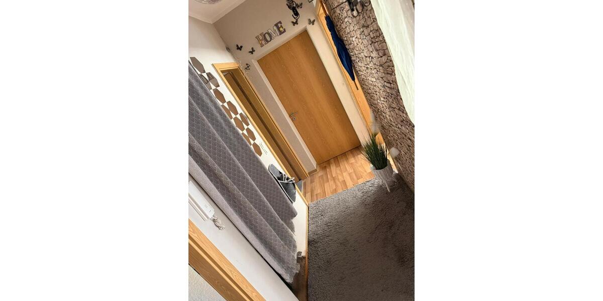 Erdgeschoßwohnung Hohenmölsen - 3 Zimmer, 60 m&sup2;, 540&euro; | Angebot:25311507