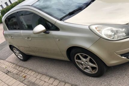 Opel Corsa 122.000 km 2.850 &euro; Roth 91154