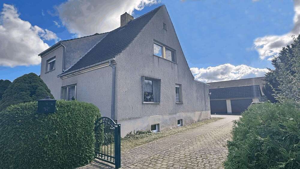 Einfamilienhaus Schenkendöbern - 5 Zimmer, 145 m&sup2;, 126.500&euro; | Angebot:25197140