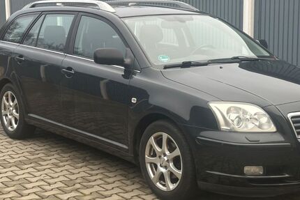 Toyota Avensis 205.000 km 3.000 &euro; Markkleeberg 04416