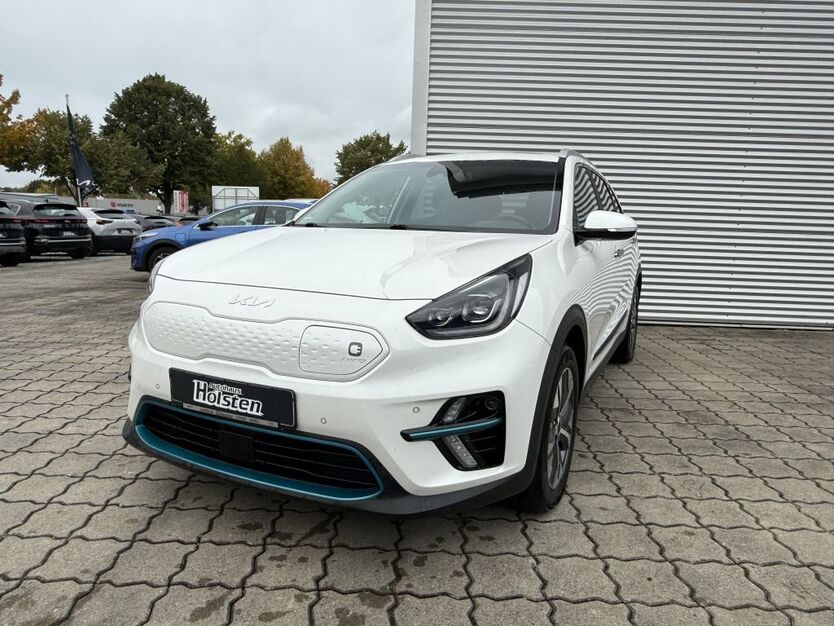 Kia Niro 84.206 km 20.850 € Stade 21684
