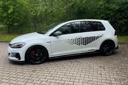 VW Golf 123.000 km 26.700 &euro; Zwickau 08055